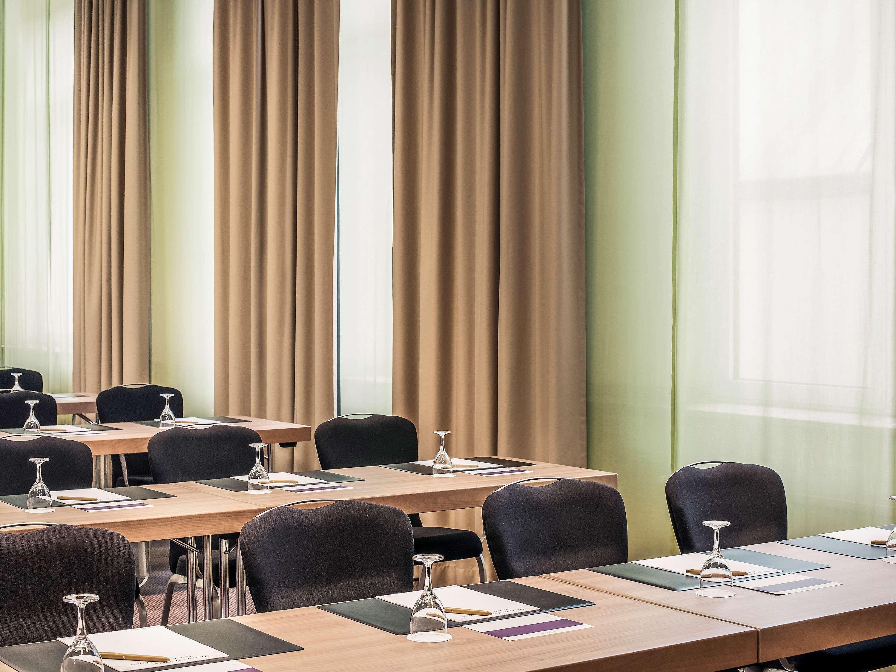 Mercure Center Отель