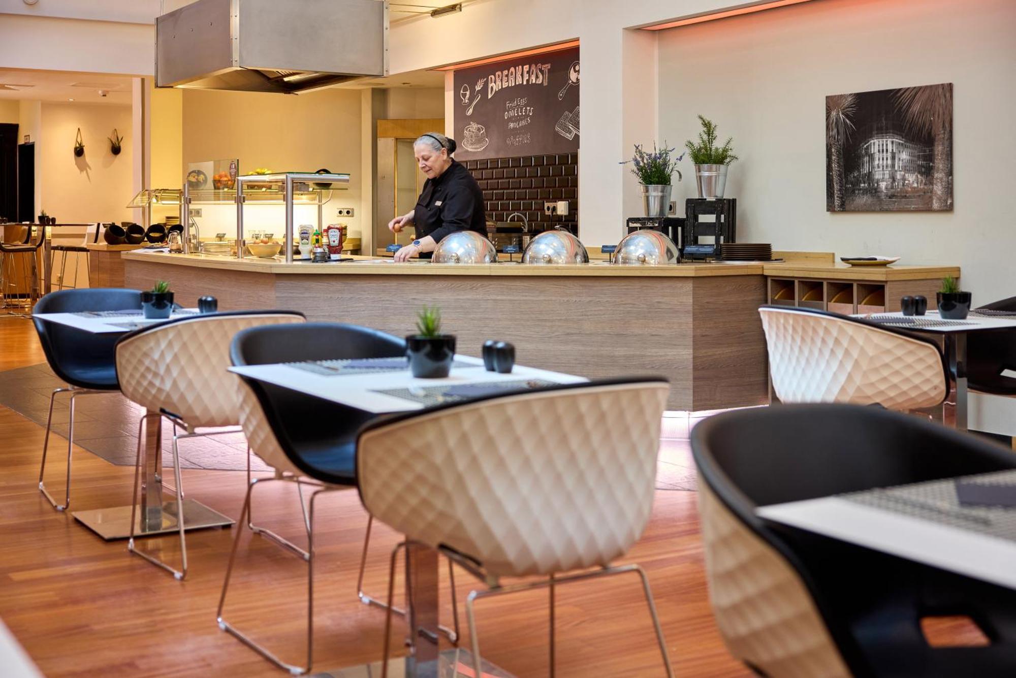 Mercure Center Отель 4*