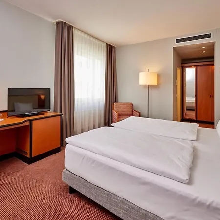 Mercure Hotel Duesseldorf City Center Экстерьер фото